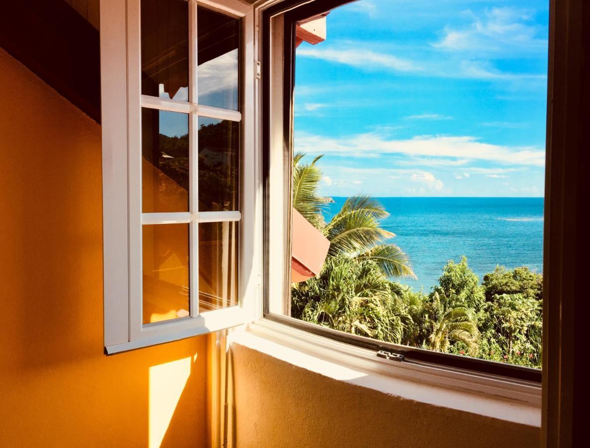Bed and Breakfast Soleil La Terre-de-Bas Екстер'єр фото